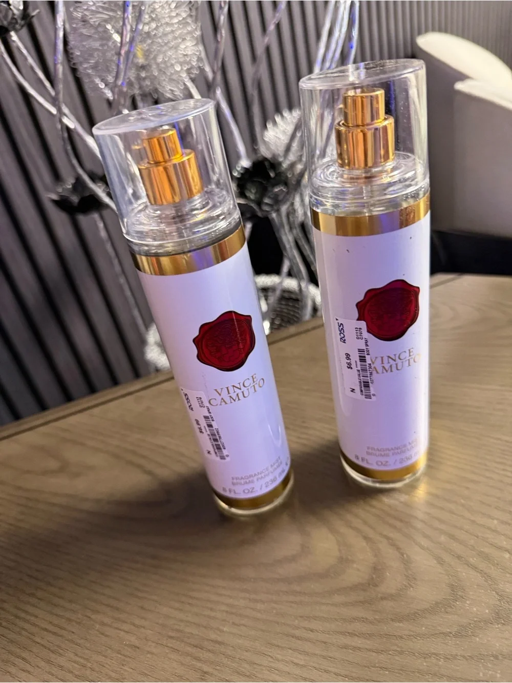 Vince Camuto White & Gold Body Wash Spray with Red Seal